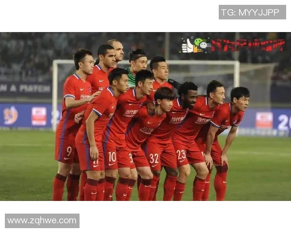 10月31日天津泰达与重庆精彩对决比赛录像回顾与分析