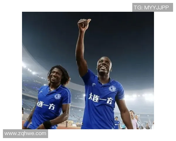 山东鲁能与大连一方激战正酣8月19日精彩对决引发球迷热议